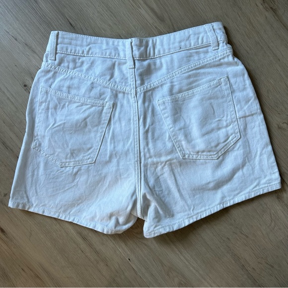 2/$15 🐧H&M Divided White Jean Shorts - Picture 2 of 3